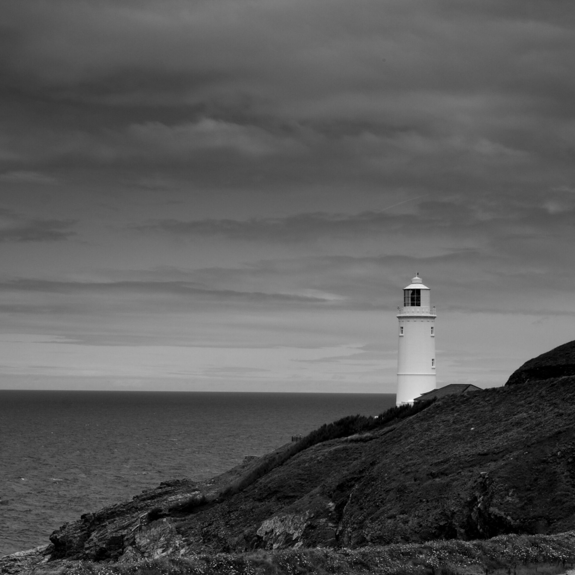 Black and White Lighthouse background image